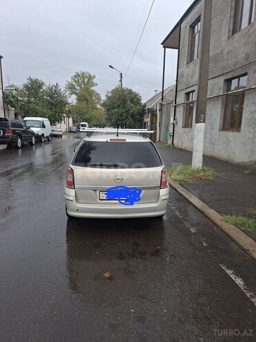 Opel Astra 2006, 300,000 km - 1.3 l - Gəncə