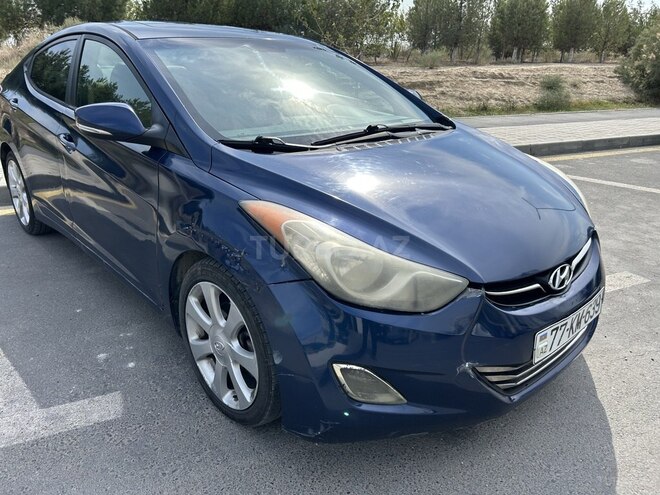Hyundai Elantra 2013, 300,000 km - 1.8 l - Bakı