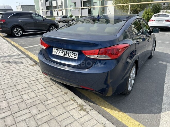 Hyundai Elantra 2013, 300,000 km - 1.8 l - Bakı