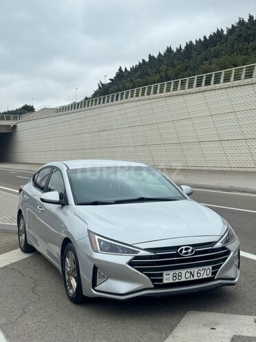Hyundai Elantra 2018, 118,000 km - 2.0 l - Bakı
