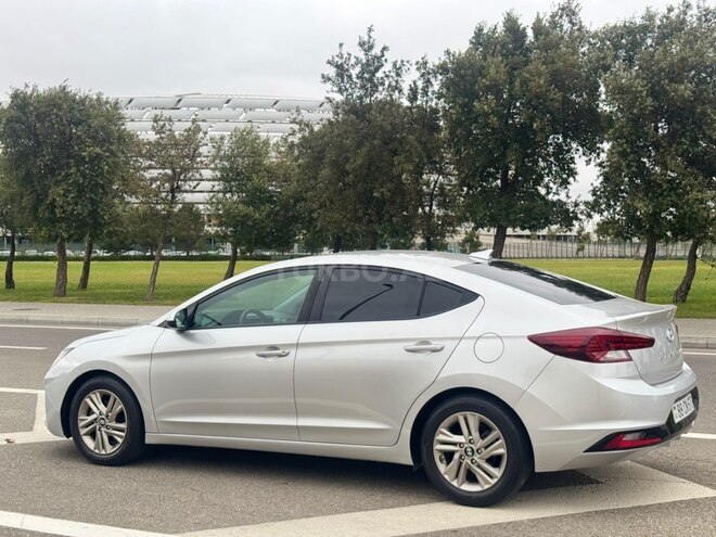 Hyundai Elantra 2018, 118,000 km - 2.0 l - Bakı
