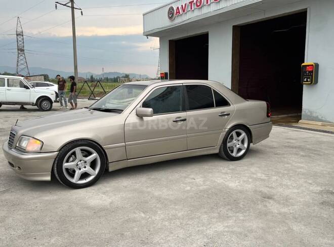 Mercedes C 230 1997, 313,000 km - 2.3 l - Astara
