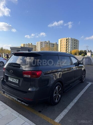 Kia Carnival 2016, 241,402 km - 2.2 l - Yevlax