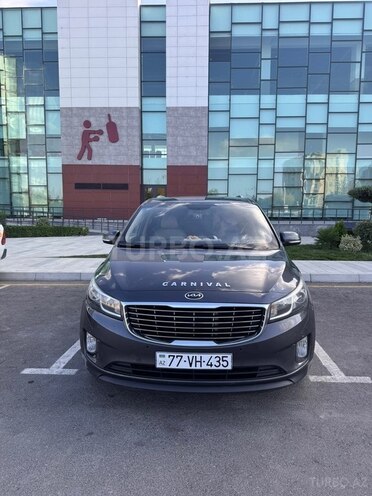 Kia Carnival 2016, 241,402 km - 2.2 l - Yevlax