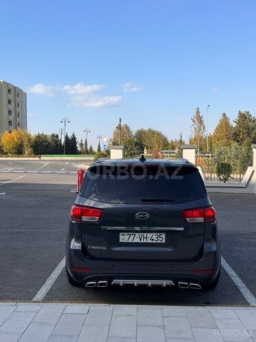 Kia Carnival 2016, 241,402 km - 2.2 l - Yevlax