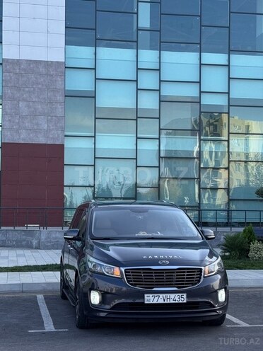 Kia Carnival 2016, 241,402 km - 2.2 l - Yevlax