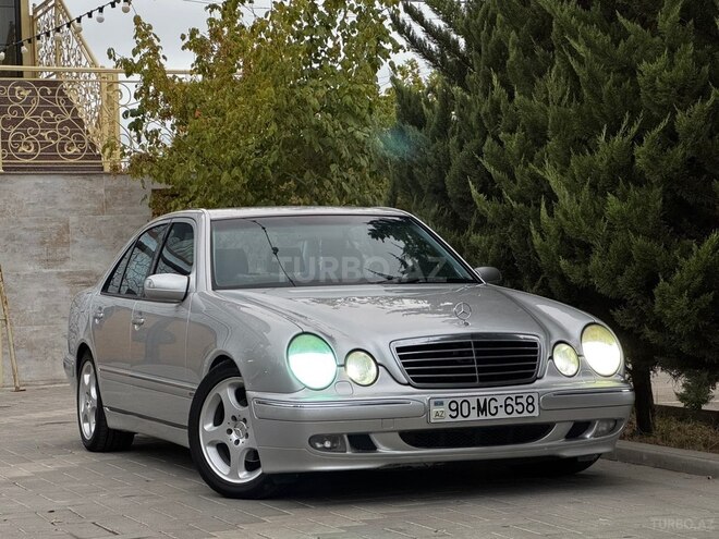 Mercedes E 240 2001, 248,000 km - 2.4 l - Saatlı