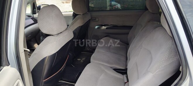 Mitsubishi Grandis 2003, 341,553 km - 2.4 l - Mingəçevir