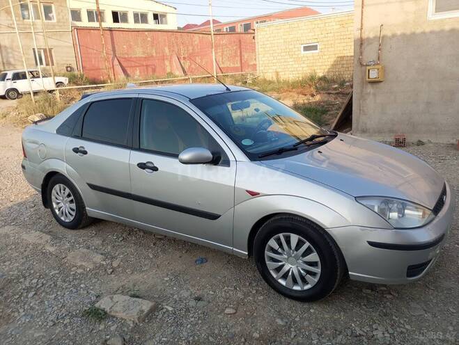 Ford Focus 2003, 250,000 km - 1.4 л - Bakı