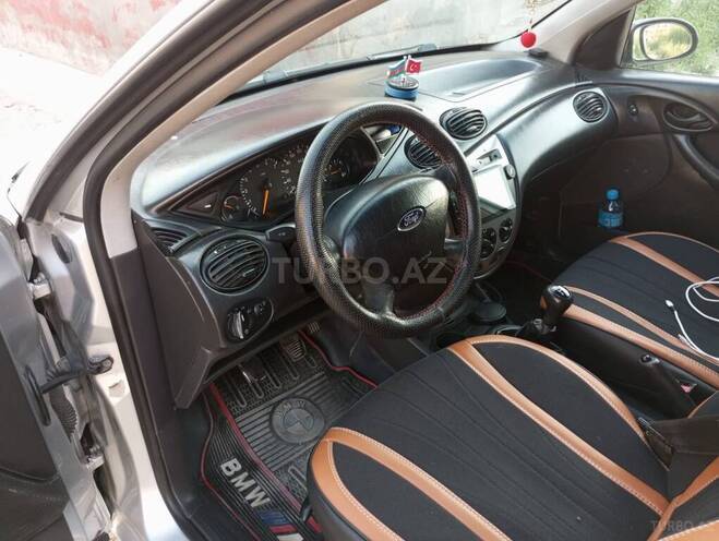 Ford Focus 2003, 250,000 km - 1.4 л - Bakı