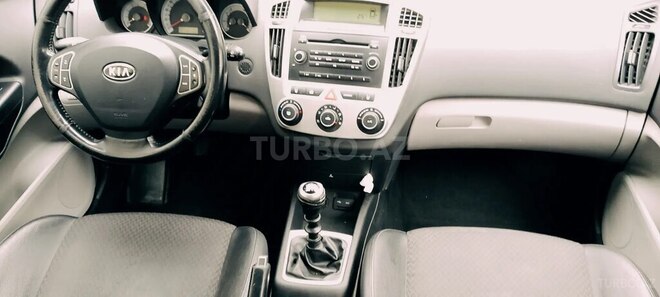 Kia  2008, 190,000 km - 1.4 l - Bakı