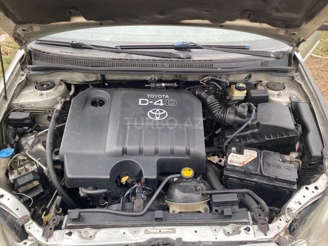 Toyota Corolla 2005, 300,000 km - 1.4 l - Bakı
