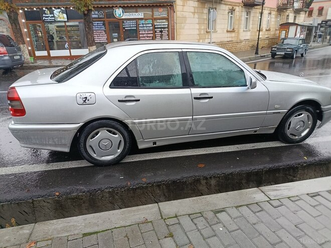 Mercedes 190 1994, 410,379 km - 1.8 л - Şəki