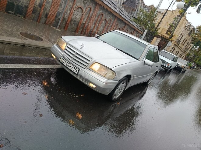 Mercedes 190 1994, 410,379 km - 1.8 л - Şəki