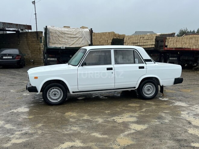 LADA (VAZ) 2107 2006, 32,000 km - 1.6 л - Masallı