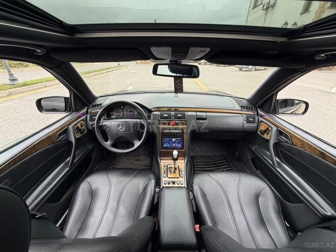 Mercedes E 240 2000, 223,000 km - 2.4 l - Bakı