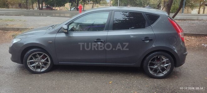 Hyundai i30 2008, 235,000 km - 1.4 l - Yevlax