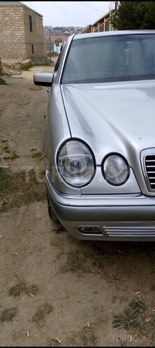 Mercedes E 230 1997, 367,000 km - 2.3 l - Bakı
