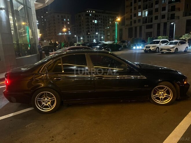 BMW 525 2001, 240,000 km - 2.5 l - Sumqayıt