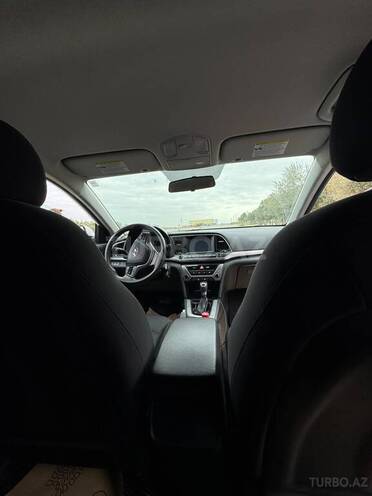 Hyundai Elantra 2018, 137,912 km - 2.0 l - Bakı