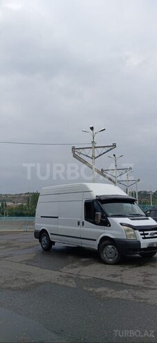 Ford Transit 2011, 328,000 km - 2.5 л - Quba