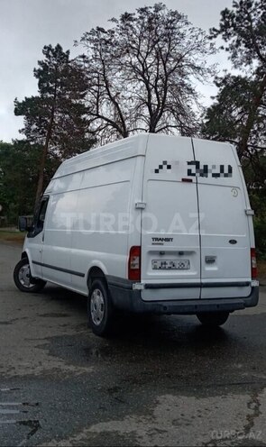 Ford Transit 2011, 328,000 km - 2.5 л - Quba