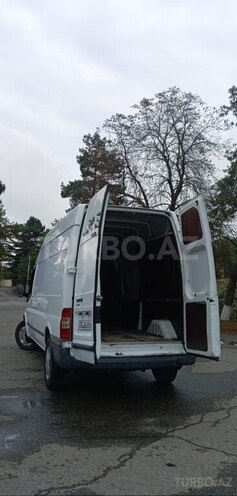 Ford Transit 2011, 328,000 km - 2.5 л - Quba