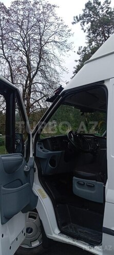 Ford Transit 2011, 328,000 km - 2.5 л - Quba