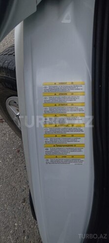 Ford Transit 2011, 328,000 km - 2.5 л - Quba