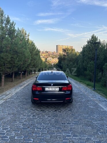 BMW 750 2010, 197,000 km - 4.4 л - Bakı