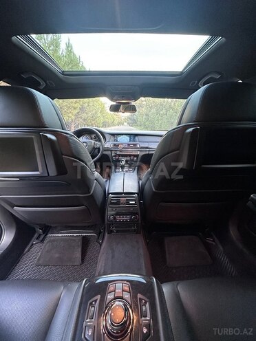 BMW 750 2010, 197,000 km - 4.4 л - Bakı