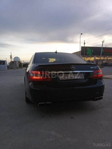 Mercedes E 220 2010, 318,000 km - 2.1 l - Bakı