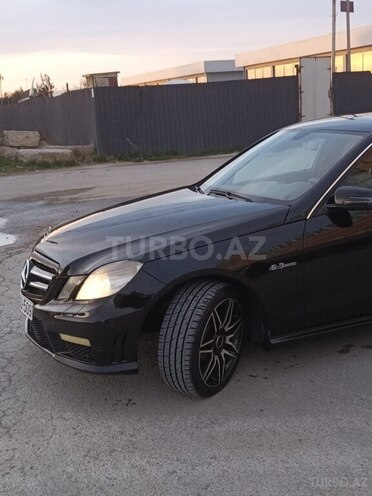 Mercedes E 220 2010, 318,000 km - 2.1 l - Bakı