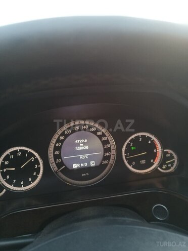 Mercedes E 220 2010, 318,000 km - 2.1 l - Bakı