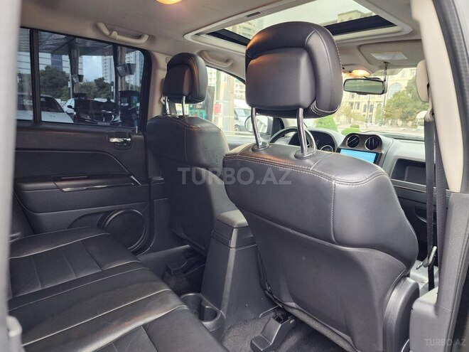 Jeep Compass 2012, 147,000 km - 2.4 л - Bakı