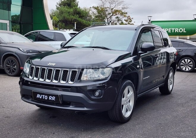 Jeep Compass 2012, 147,000 km - 2.4 л - Bakı