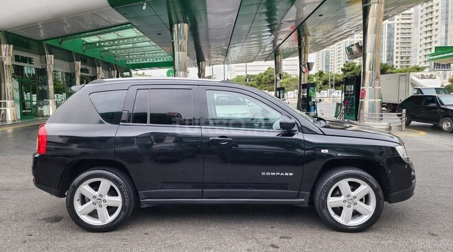 Jeep Compass 2012, 147,000 km - 2.4 л - Bakı