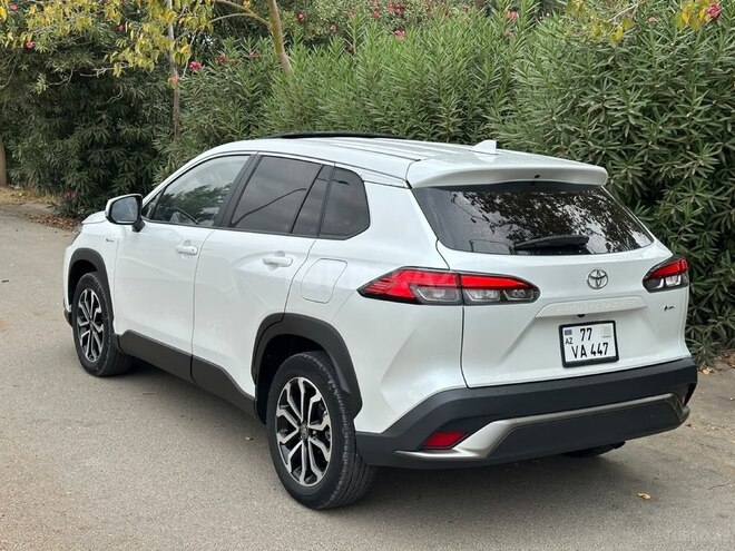 Toyota  2025, 33,000 km - 2.0 л - Bakı