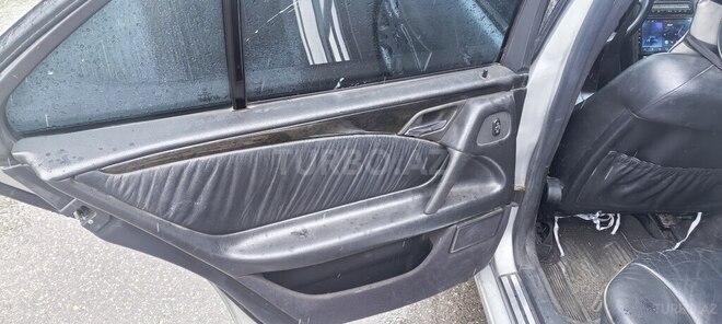 Mercedes E 200 1998, 315,000 km - 2.0 л - Bakı