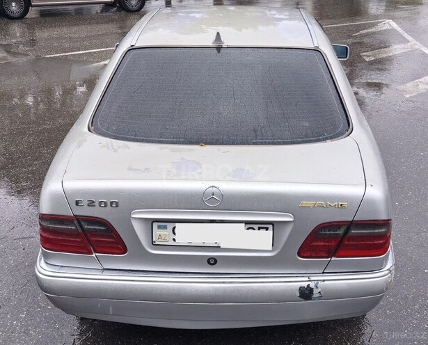 Mercedes E 200 1998, 315,000 km - 2.0 л - Bakı