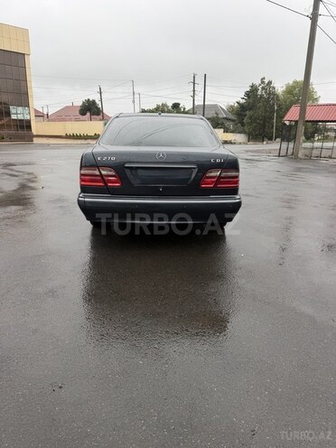 Mercedes E 270 2000, 380,546 km - 2.7 l - Bakı