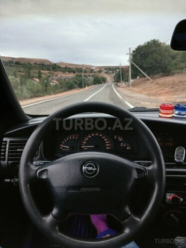 Opel Vectra 1996, 142,508 km - 2.0 l - Şamaxı