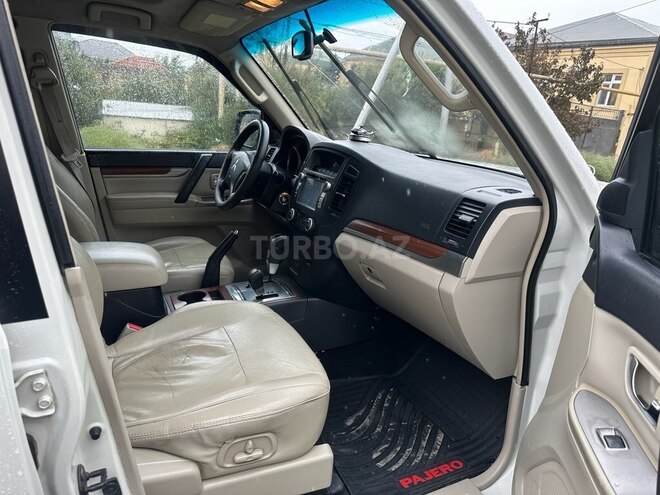 Mitsubishi Pajero 2007, 206,000 km - 3.0 l - Bakı