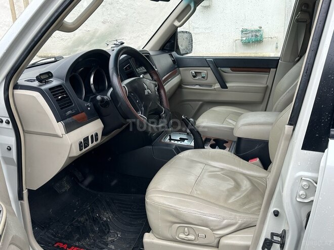 Mitsubishi Pajero 2007, 206,000 km - 3.0 l - Bakı