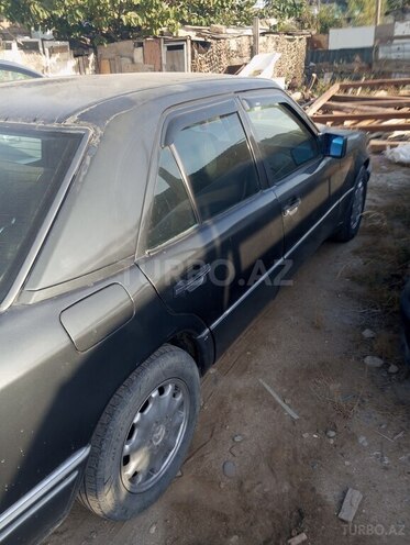 Mercedes 250 D 1994, 200,000 km - 2.5 l - Sumqayıt