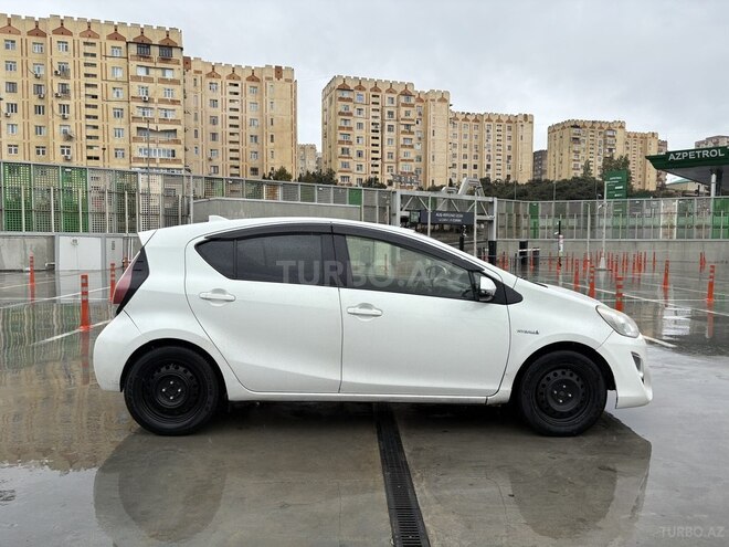 Toyota Aqua 2016, 470,000 km - 1.5 l - Bakı