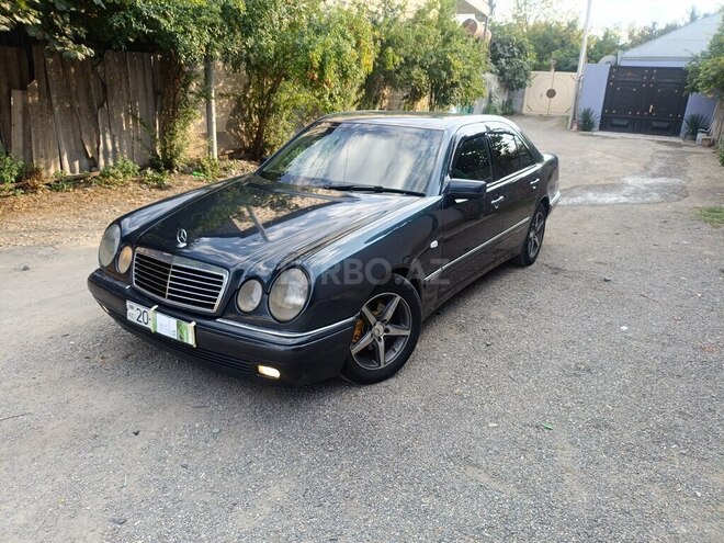 Mercedes E 220 1999, 556,021 km - 2.2 l - Ağstafa