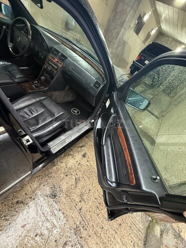 Mercedes C 240 1998, 245,440 km - 2.4 l - Bakı