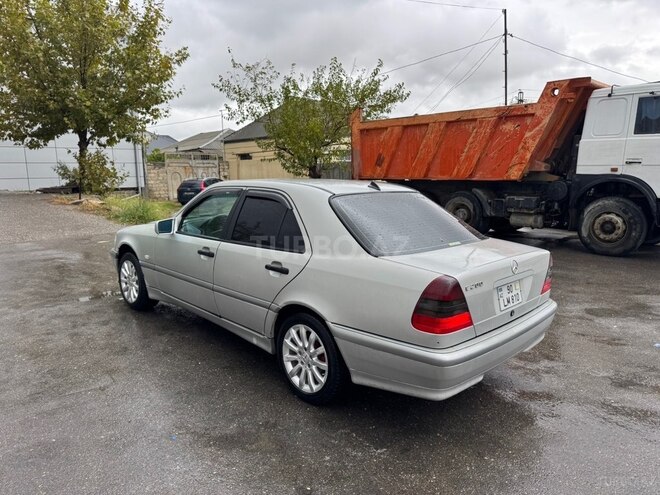 Mercedes C 200 2000, 250,000 km - 2.0 l - Bakı