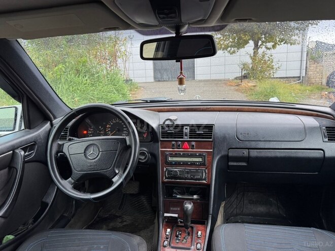 Mercedes C 200 2000, 250,000 km - 2.0 l - Bakı